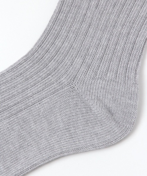 BAYFLOW（ベイフロー）の「[Y2Kコーデのマストアイテム！]ラインルーズソックス(KIDS)（ソックス/靴下・キッズ・ホワイト×ブラック/ホワイト×シルバー/グレー×ホワイト・FREE）」の6枚目の写真