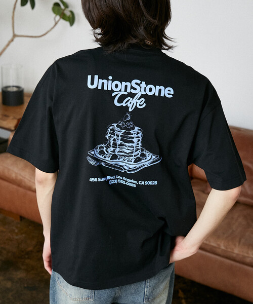 PUBLUX（パブリュクス）の「PUBLUX/パブリュクス ＜機能性素材＞LOVE POP STUDIO　CAFE SHOP ロゴ Tシャツ　限定展開（Tシャツ/カットソー・メンズ・ブラック/ホワイト/ネイビー・LARGE/MEDIUM/SMALL）」の2枚目の写真