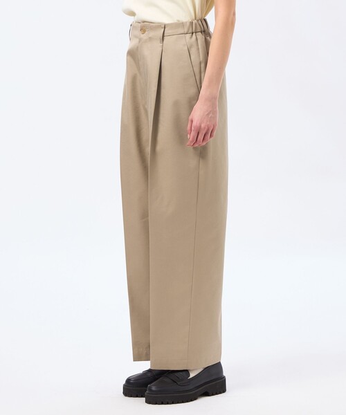 MACKINTOSH PHILOSOPHY（ﾏｯｷﾝﾄｯｼｭ ﾌｨﾛｿﾌｨｰ）の「ペグトップライトチノパンツ（チノパンツ・レディース・ベージュ/ダークネイビー・38/36/40）」の8枚目の写真