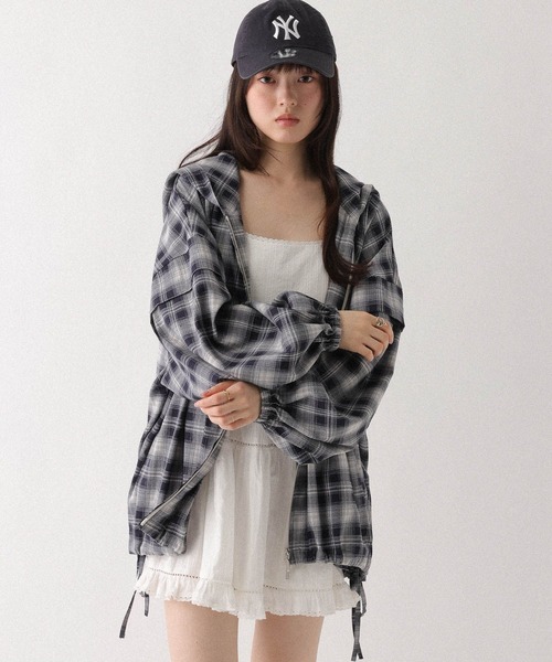 Heather(ヘザー)の「カットアウトレースキャミミニワンピース 661893(ワンピース・レディース・ブラック系その他/オフホワイト・FREE)」の5枚目の写真