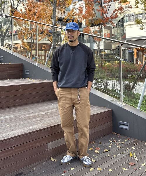 JUAN HOMME(ジュアンオム)の「ラグランスウェットシャツ(チャコール)(スウェット・メンズ・その他・SMALL/MEDIUM)」の2枚目の写真