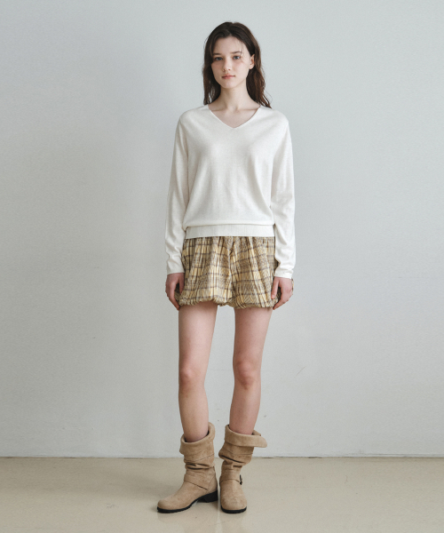WEDNESDAYOASISFORWOMEN（ウェンズデー オアシス フォー ウーマン）の「ソフトリネンVネックニット_IVORY(WC26KN13)（ニット/セーター・レディース・アイボリー・OS）」の4枚目の写真