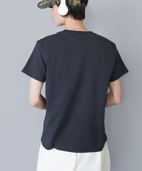 SPINNS(スピンズ)の「サガラ刺繍ロゴ半袖Tシャツ/ストリートロゴ(Tシャツ/カットソー・メンズ・ホワイト/ブラック/ネイビー/ウッドランド・ONESIZE)」の15枚目の写真