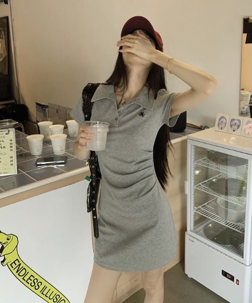 Teem Store(チームストア)の「【丈選べる】サイドギャザー刺繍ワンポイントポロワンピース(ワンピース・レディース・ネイビー系/ネイビー/グレー系その他/グレー・L/M)」の21枚目の写真