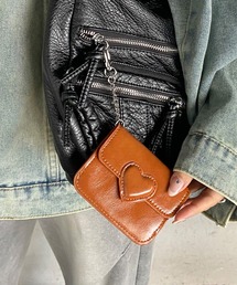 rire（リル）の「ハートモチーフカードケースチャーム（カードケース）」