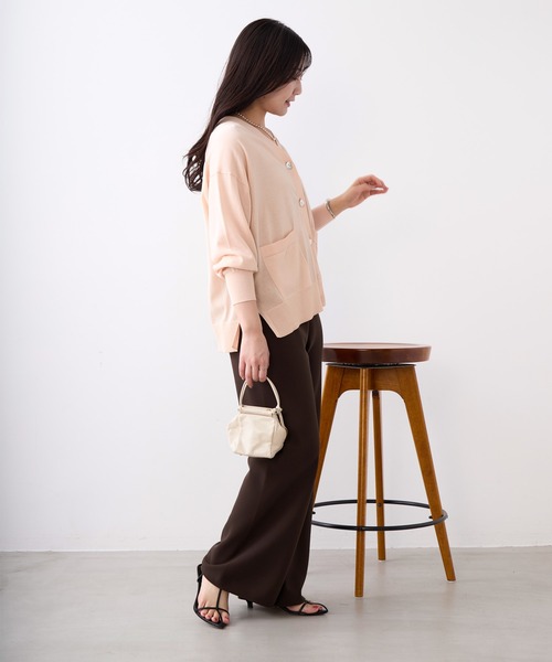 MICA&DEAL(マイカ&ディール)の「Vネックハイツイストセミシアーカーディガン(カーディガン/ボレロ・レディース・モカ/サックスブルー/ダークネイビー/ピンク・FREE)」の17枚目の写真