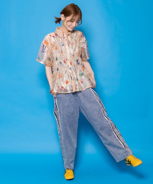 ScoLar（スカラー）の「161672：蝶ラインテープ付きデニムパンツ（デニムパンツ・レディース・ブラック/ブルー・M）」の10枚目の写真