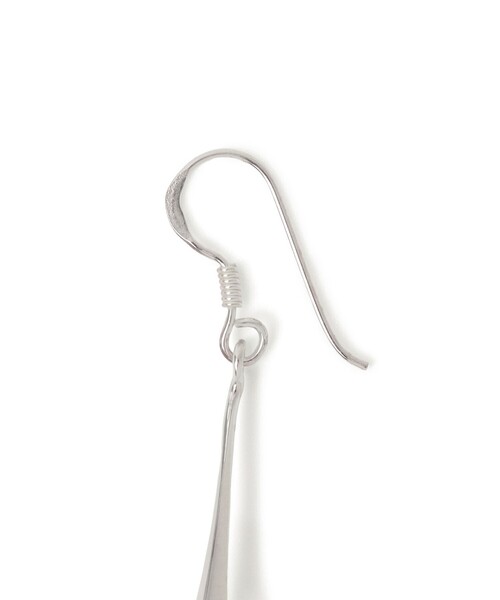 SHIPS（シップス）の「Luasifar:シズク ピアス（ピアス（両耳用）・レディース・シルバー・ONE SIZE）」の4枚目の写真