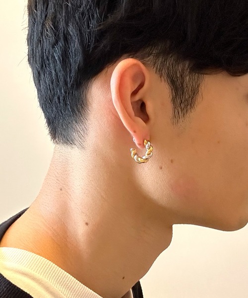 BEATJIVE(ビートジャイブ)の「ツイストデザイン フープピアス ステンレス 2個SET(ピアス(両耳用)・メンズ・マルチ/ゴールド/シルバー・FREE)」の7枚目の写真