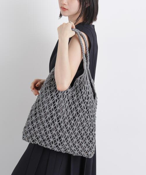 NANO universe(ナノユニバース)の「マクラメトートバッグ(トートバッグ・レディース・レッド系その他3/グレー/アイボリー/ブラック・F)」の2枚目の写真