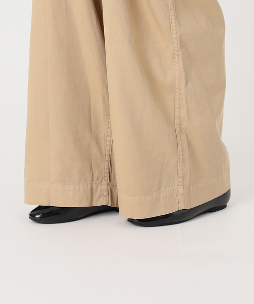 IENA（イエナ）の「BLACK ワイドチノパンツ（チノパンツ・レディース・ベージュ・40/38/36/34）」の10枚目の写真