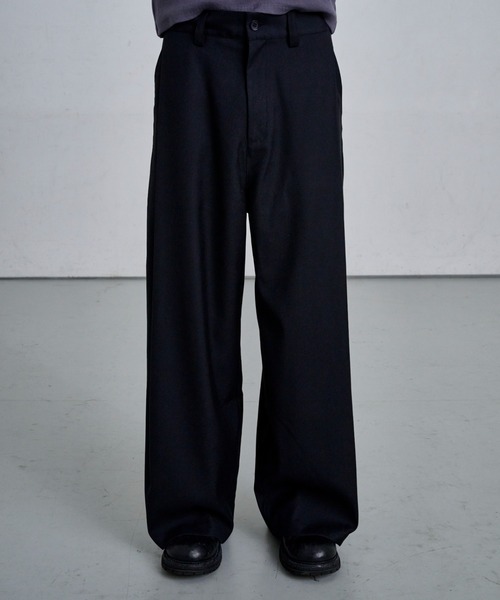 THE CLE(ザクレ)の「DEEP TUCK SLACKS / ディープタックスラックス(スラックス・メンズ・グレー/ブラック・LARGE/MEDIUM/SMALL)」の14枚目の写真