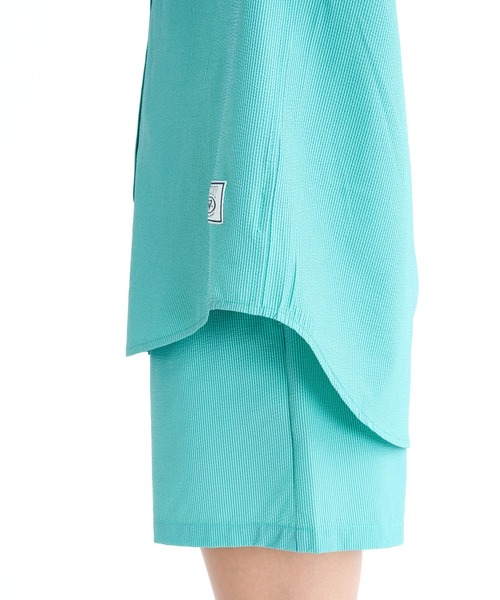 ROXY(ロキシー)の「ROXY SOLUNA SHIRTS シアサッカー素材 ラッシュシャツ【2026年春夏モデル】(シャツ/ブラウス・レディース・ターコイズブルー/ブラック/ホワイト/ピンク・LARGE/MEDIUM/SMALL)」の20枚目の写真