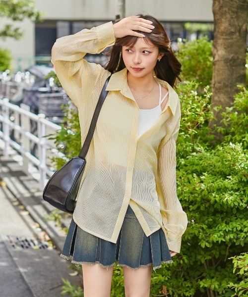GORGE（ゴージ）の「《3WAY×シアー素材》ストライプシャツ／フェミニン／春夏秋／全3色（シャツ/ブラウス・レディース・ブルー/イエロー/ピンク・F）」の4枚目の写真