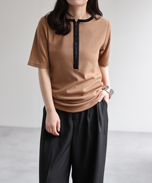 ap retro(アプレトロ)の「配色デザインリブトップス / テレコTeeシャツ(Tシャツ/カットソー・レディース・チャコール/モカ/ホワイト系その他/オフホワイト/ブラック系その他・FREE)」の5枚目の写真
