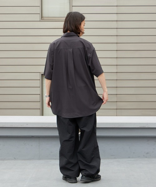 THOUSAND MILE(サウザンドマイル)の「THOUSAND MILE/サウザンドマイル SHORT SLEEVE SHIRT 2026年春夏春服 夏服(シャツ/ブラウス・メンズ・ネイビー/チャコール・M/L/XL)」の21枚目の写真