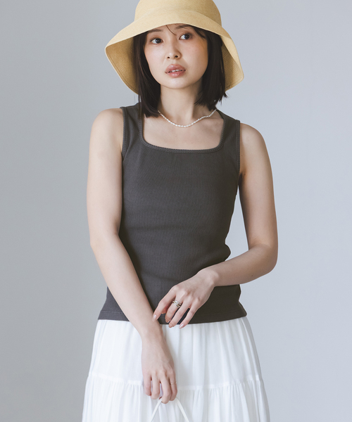 Noble(ノーブル)の「《アンサンブル対応》MAISON CORNICHON/メゾン コルニション Square Tank TOP(タンクトップ・レディース・レッド/アイボリー/チャコールグレー・FREE)」の9枚目の写真