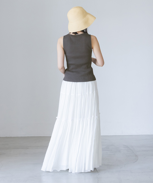 Noble(ノーブル)の「《アンサンブル対応》MAISON CORNICHON/メゾン コルニション Square Tank TOP(タンクトップ・レディース・レッド/アイボリー/チャコールグレー・FREE)」の14枚目の写真