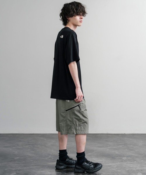 THE NORTH FACE(ザノースフェイス)の「日本未展開モデル THE NORTH FACE ザ・ノースフェイス WHITE LABEL ホワイトレーベル SHELDON BERMUDA ナイロンワイドハーフパンツ(その他パンツ・メンズ・スモークグレー/ブラック/カーキ・L/XL/M)」の14枚目の写真