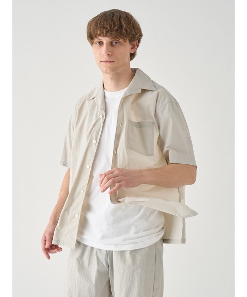 JOHN SMEDLEY(ジョンスメドレー)の「リサイクルナイロンワンピースカラー半袖シャツ(シャツ/ブラウス・メンズ・グレー・3/2)」の7枚目の写真