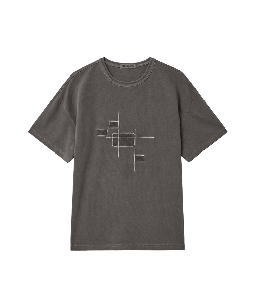 INTEMPOMOOD（インテンポムード）の「ディストーショングラフィックTシャツ_チャコール（Tシャツ/カットソー・メンズ・チャコール・MEDIUM/LARGE）」の11枚目の写真