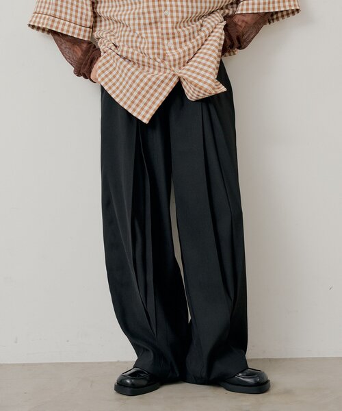 WHIMSIC(ウィムジック)の「【UNISEX/2サイズ展開】ボックスプリーツスラックス(その他パンツ・レディース・グレー/ブラック・1/2)」の7枚目の写真