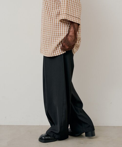 WHIMSIC(ウィムジック)の「【UNISEX/2サイズ展開】ボックスプリーツスラックス(その他パンツ・レディース・グレー/ブラック・1/2)」の11枚目の写真