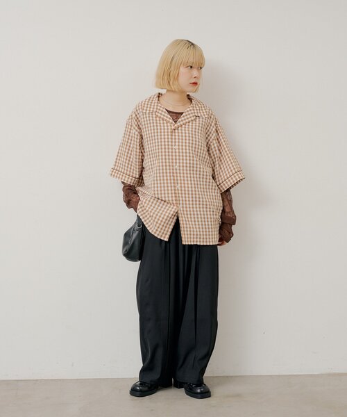 WHIMSIC(ウィムジック)の「【UNISEX/2サイズ展開】ボックスプリーツスラックス(その他パンツ・レディース・グレー/ブラック・1/2)」の12枚目の写真
