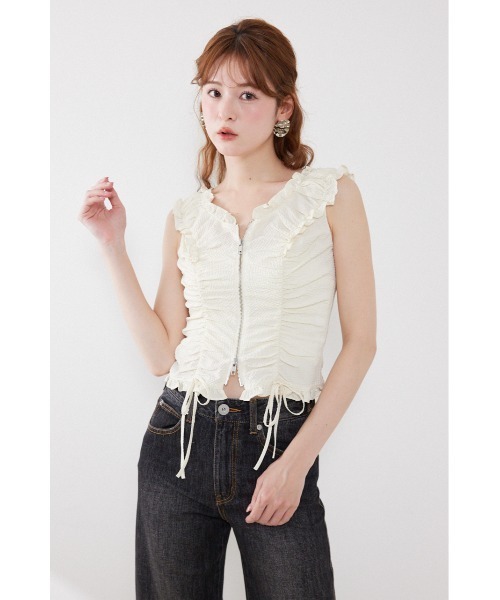 rienda(リエンダ)の「【AKB48 倉野尾成美さん着用】フロントジップノースリブラウス 夏服(シャツ/ブラウス・レディース・アイボリー/レッド/ブラック・SMALL/MEDIUM)」の1枚目の写真