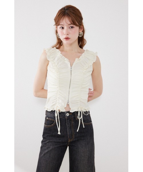 rienda(リエンダ)の「【AKB48 倉野尾成美さん着用】フロントジップノースリブラウス 夏服(シャツ/ブラウス・レディース・アイボリー/レッド/ブラック・SMALL/MEDIUM)」の7枚目の写真