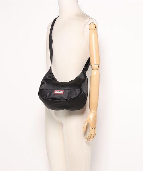 HUNTER(ハンター)の「【HUNTER】ハンター ORIGINAL ESSENTIAL MINI HOBO ショルダーバッグ(ショルダーバッグ・レディース・ブルー/ブラック/レッド・FREE)」の5枚目の写真