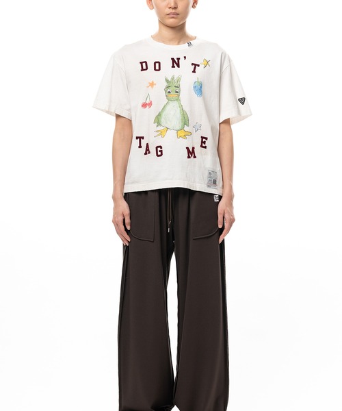 Maison MIHARA YASUHIRO(メゾンミハラヤスヒロ)の「Leon Doodle Printed T-shirt(Tシャツ/カットソー・レディース・ホワイト/ブラック・36/38)」の1枚目の写真