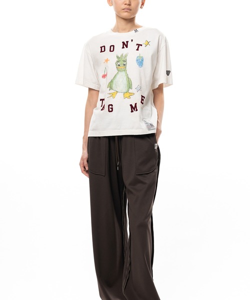 Maison MIHARA YASUHIRO(メゾンミハラヤスヒロ)の「Leon Doodle Printed T-shirt(Tシャツ/カットソー・レディース・ホワイト/ブラック・36/38)」の3枚目の写真