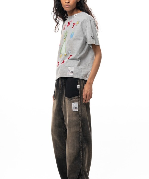 Maison MIHARA YASUHIRO(メゾンミハラヤスヒロ)の「Leon Doodle Printed T-shirt(Tシャツ/カットソー・レディース・ホワイト/ブラック・36/38)」の15枚目の写真