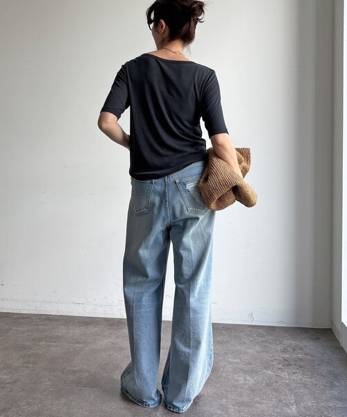 DouDou(ドゥドゥ)の「【滑らかな風合い】フィブリブTEE(Tシャツ/カットソー・レディース・オフホワイト/ブラック/グレイッシュベージュ・FREE)」の17枚目の写真