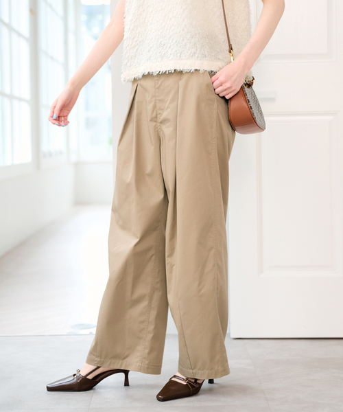 U by SPICK&SPAN(ユーバイスピックアンドスパン)の「ライトツイルタックカーブパンツ(その他パンツ・レディース・ベージュ/カーキ・38/36)」の10枚目の写真