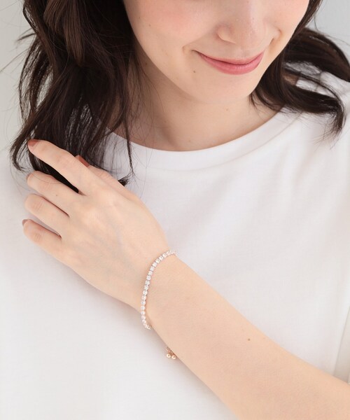SHOO・LA・RUE(シューラルー)の「スライダーラインストーンブレスレット(ブレスレット・レディース・ゴールド/シルバー/ピンクゴールド・00)」の4枚目の写真