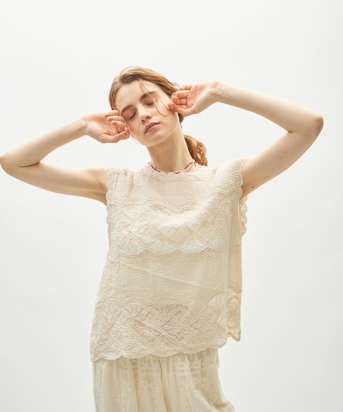 full/fill.(フルフィル)の「natural flower tank / ナチュラルフラワータンク(シャツ/ブラウス・レディース・ナチュラル/ホワイト・FREE)」の15枚目の写真