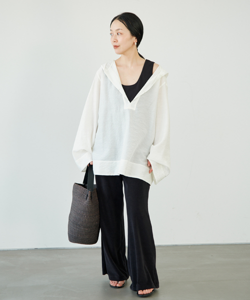 plage(プラージュ)の「Sheer Hoodie ブラウス(シャツ/ブラウス・レディース・ホワイト・FREE)」の3枚目の写真
