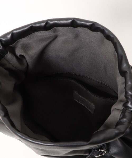 cache cache(カシュ カシュ)の「カシュカシュ cachecache / アシンメトリーフリルドロストショルダーバッグ(ショルダーバッグ・レディース・ブラック/グレー・FREE)」の5枚目の写真