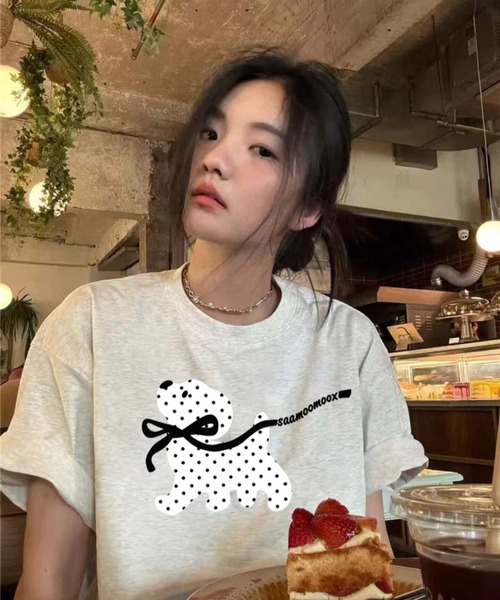 HALEY PESCA(ヘーリーペスカ)の「HALEY PESCA/ドットアニマルプリント 半袖Tシャツ(Tシャツ/カットソー・レディース・グレー/ブルー/ネイビー/ブラック/ライトグレー・SMALL/MEDIUM)」の3枚目の写真