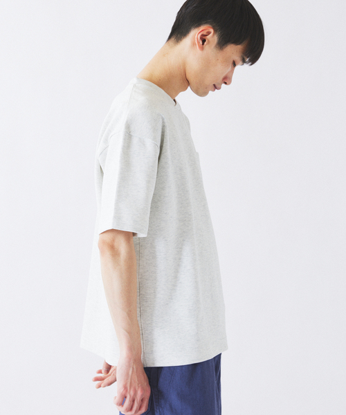 JOURNAL STANDARD relume(ジャーナルスタンダード レリューム)の「《追加》UNIVERSAL OVERALL 別注 ブラックラベル ポンチTシャツ(Tシャツ/カットソー・メンズ・ホワイト/ブラック/チャコールグレー・MEDIUM/SMALL/LARGE)」の18枚目の写真