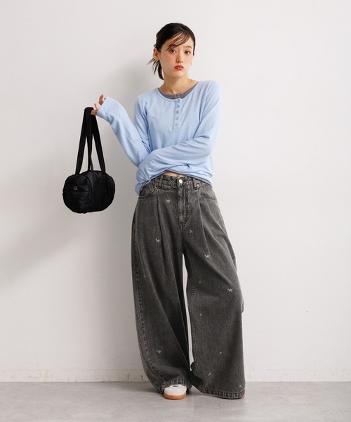 RAGEBLUE(レイジブルー)の「フラワー刺繍ワイドデニム/セットアップ対応(デニムパンツ・レディース・グレー/ブルー・FREE)」の4枚目の写真