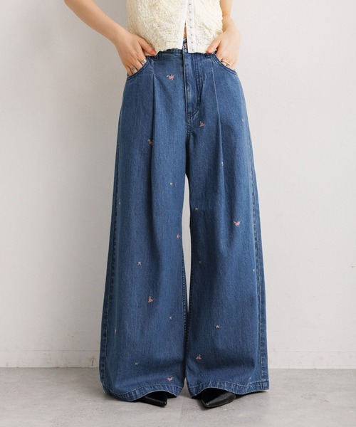 RAGEBLUE(レイジブルー)の「フラワー刺繍ワイドデニム/セットアップ対応(デニムパンツ・レディース・グレー/ブルー・FREE)」の12枚目の写真