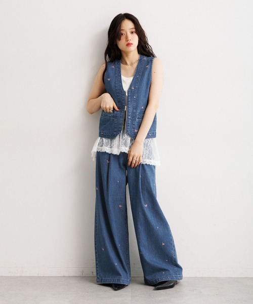 RAGEBLUE(レイジブルー)の「フラワー刺繍ワイドデニム/セットアップ対応(デニムパンツ・レディース・グレー/ブルー・FREE)」の16枚目の写真