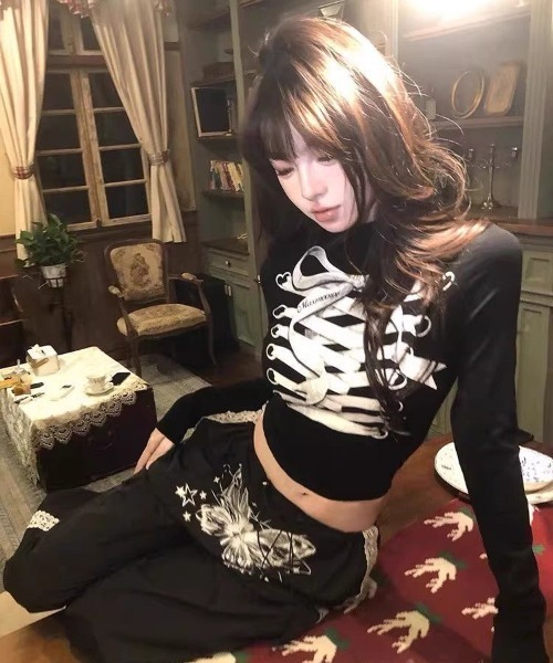 ViViDAY(ビビデー)の「リボン柄ハイネックトップス(Tシャツ/カットソー・レディース・ホワイト/ブラック・M)」の13枚目の写真