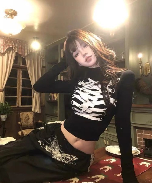 ViViDAY(ビビデー)の「リボン柄ハイネックトップス(Tシャツ/カットソー・レディース・ホワイト/ブラック・M)」の14枚目の写真