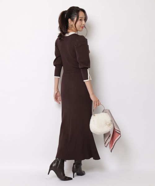 JUSGLITTY(ジャスグリッティー)の「配色ボウタイパフニットワンピース(ワンピース・レディース・ブラック/ブラウン/グレイッシュベージュ・2/1)」の17枚目の写真
