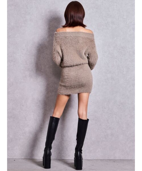 GYDA(ジェイダ)の「オフショルデザインシャギーニットワンピース(ワンピース・レディース・オフホワイト/ベージュ/チャコールグレー/ブラック・FREE)」の11枚目の写真