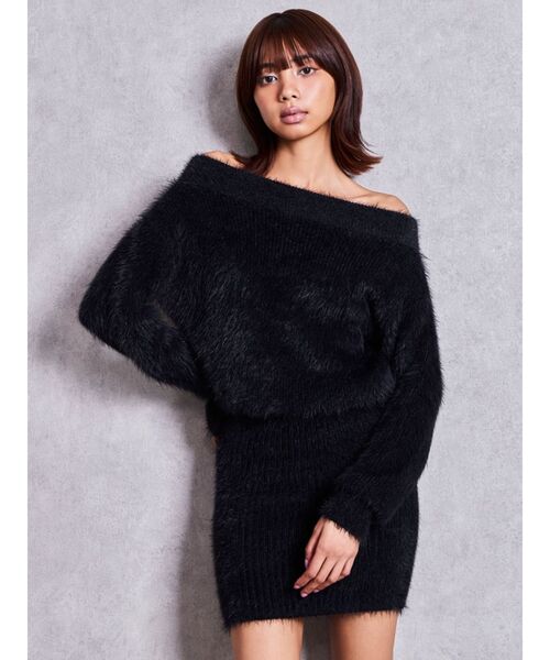 GYDA(ジェイダ)の「オフショルデザインシャギーニットワンピース(ワンピース・レディース・オフホワイト/ベージュ/チャコールグレー/ブラック・FREE)」の12枚目の写真